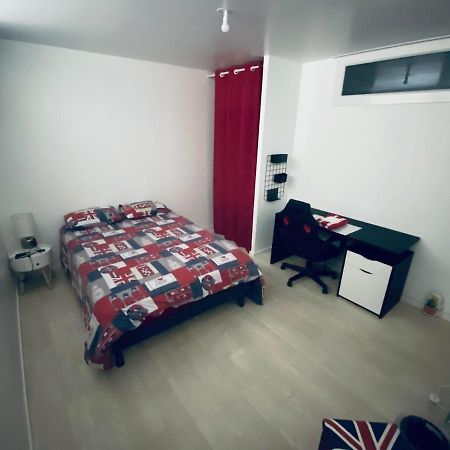 Chambre Privee Face A La Gare Тарб Экстерьер фото